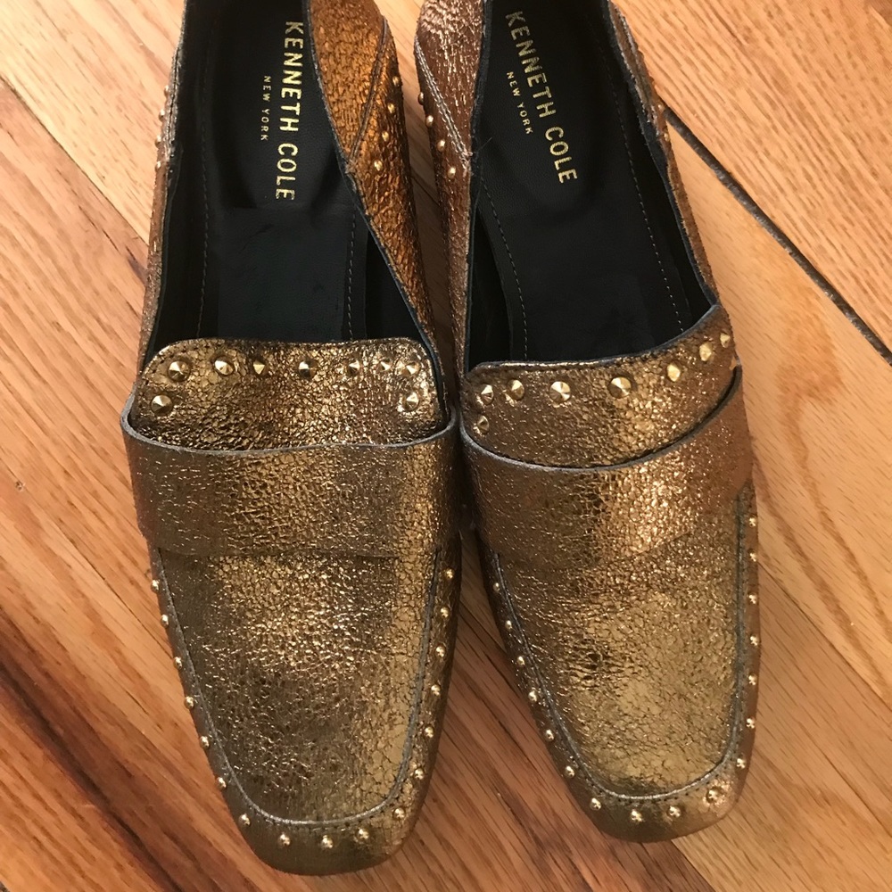 Kenneth Cole Gold Metallic Loafers, size 10